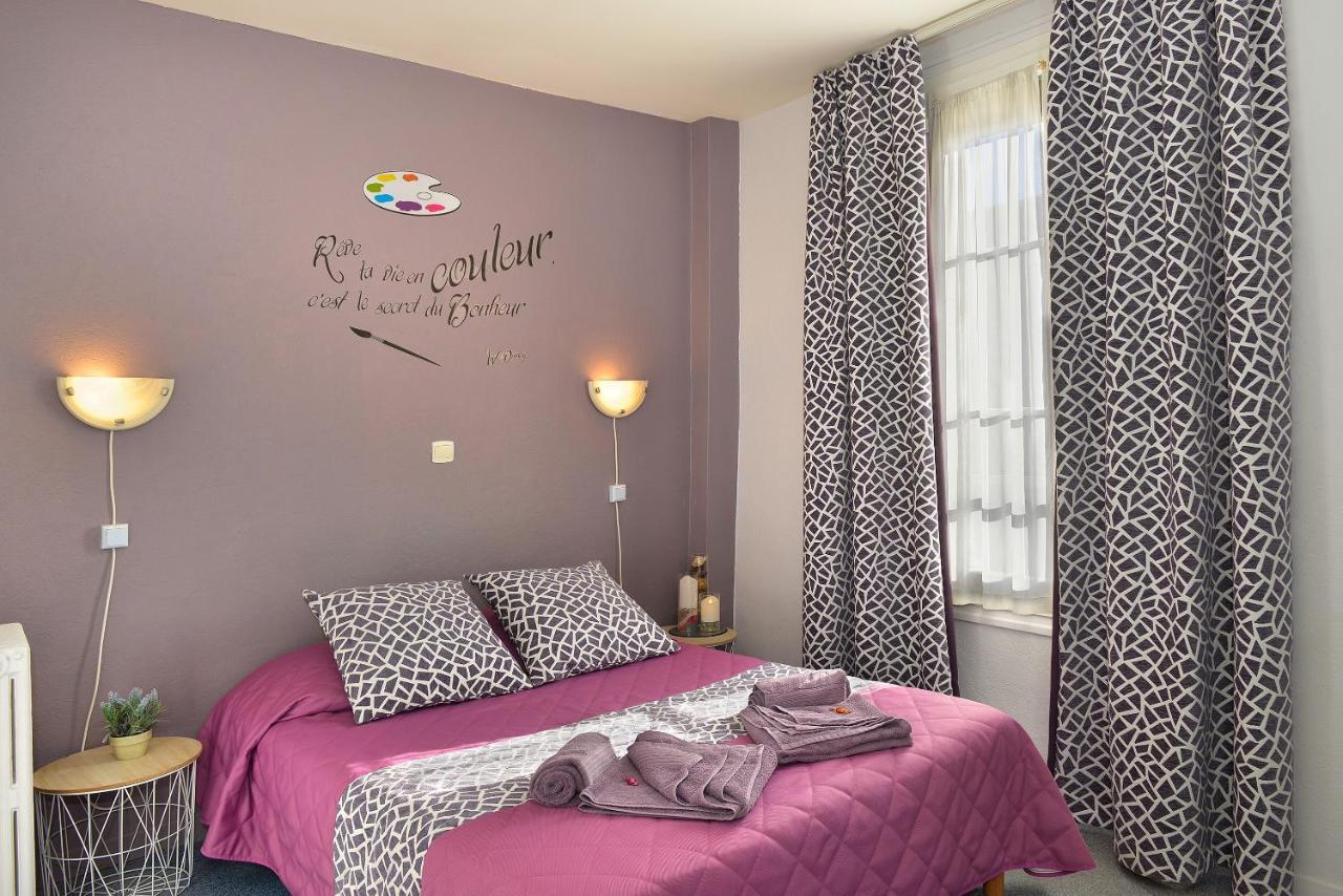Le Sauvage Hotell Château-Renard Exteriör bild